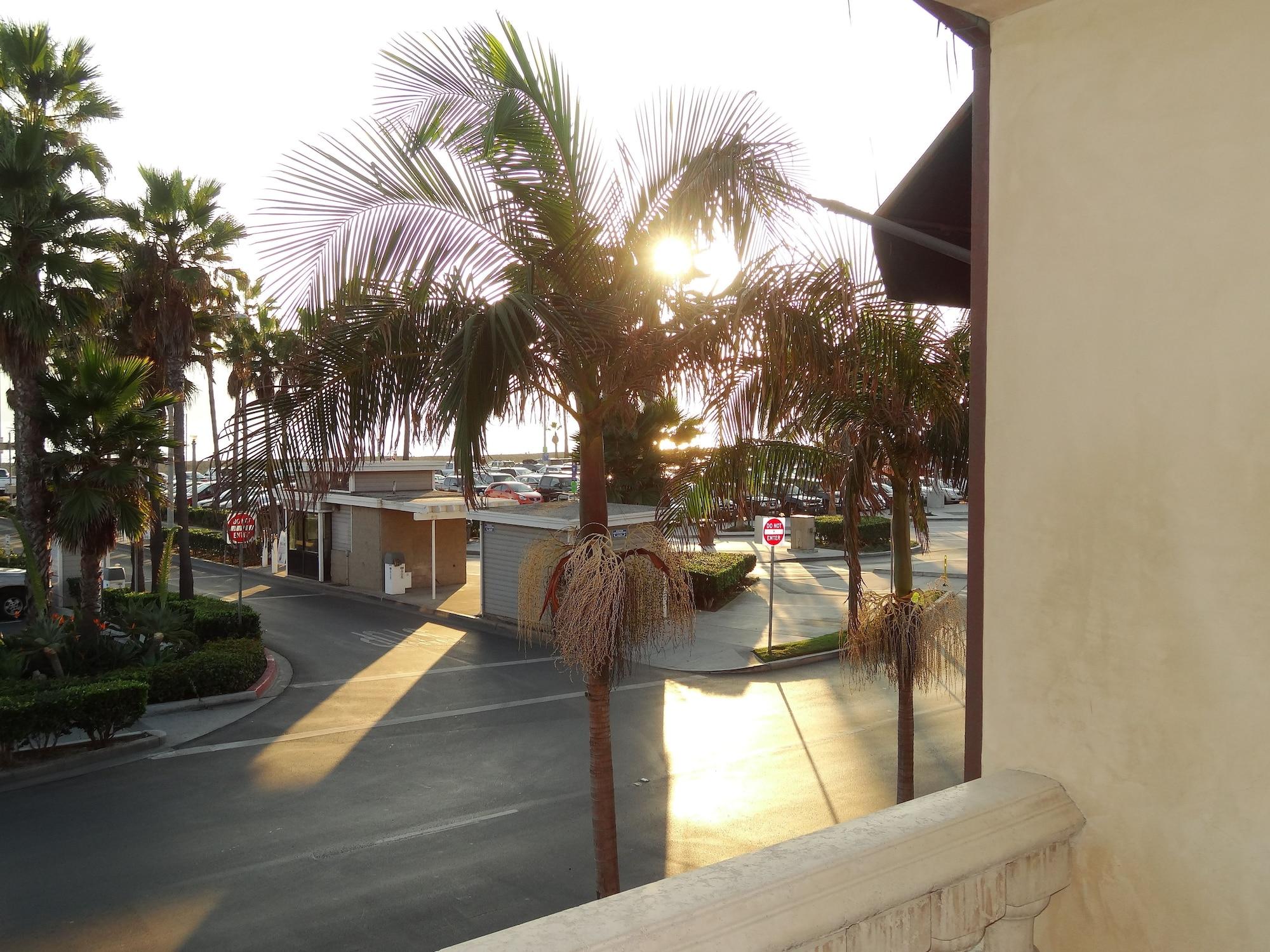 Balboa Inn, On The Beach At Newport Нюпорт Бийч Екстериор снимка